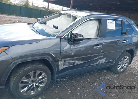 2022 Toyota Rav4 Limited из США, поврежденный, VIN 2T3N1RFV8NC260130